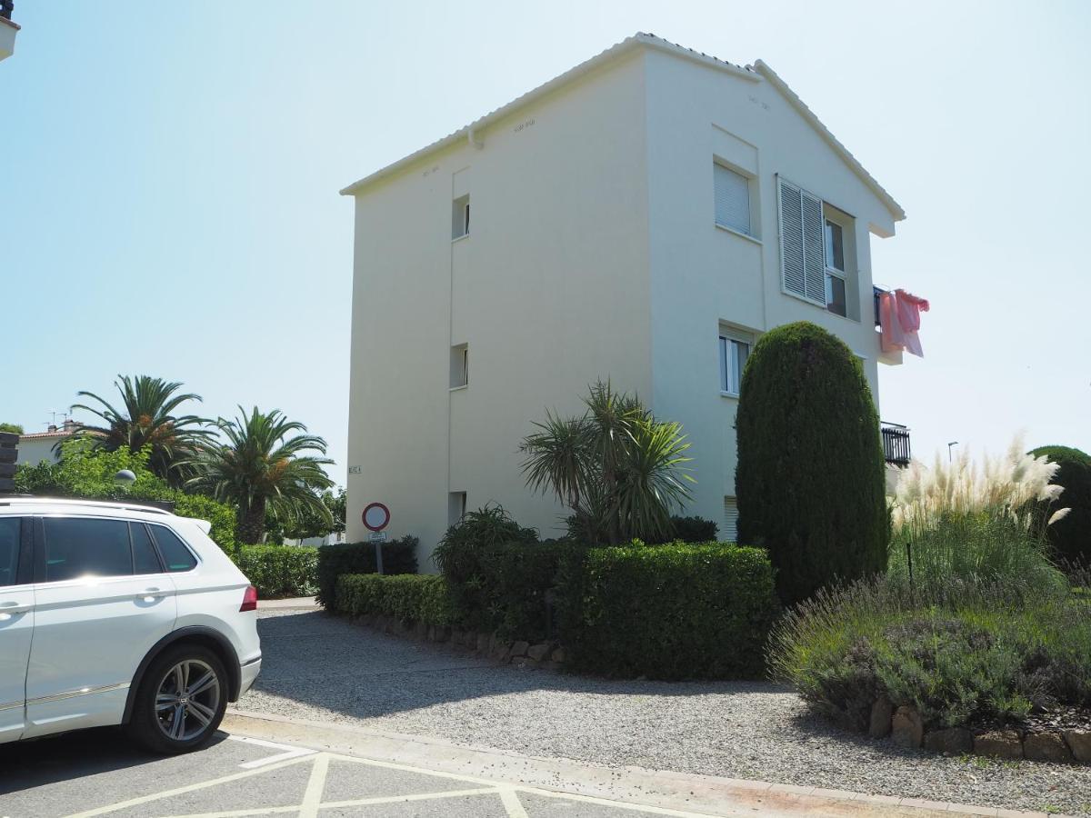 Apartament Amb Piscina I Aparcament - Baixos Amb Jardinet Calella De Palafrugell Bagian luar foto